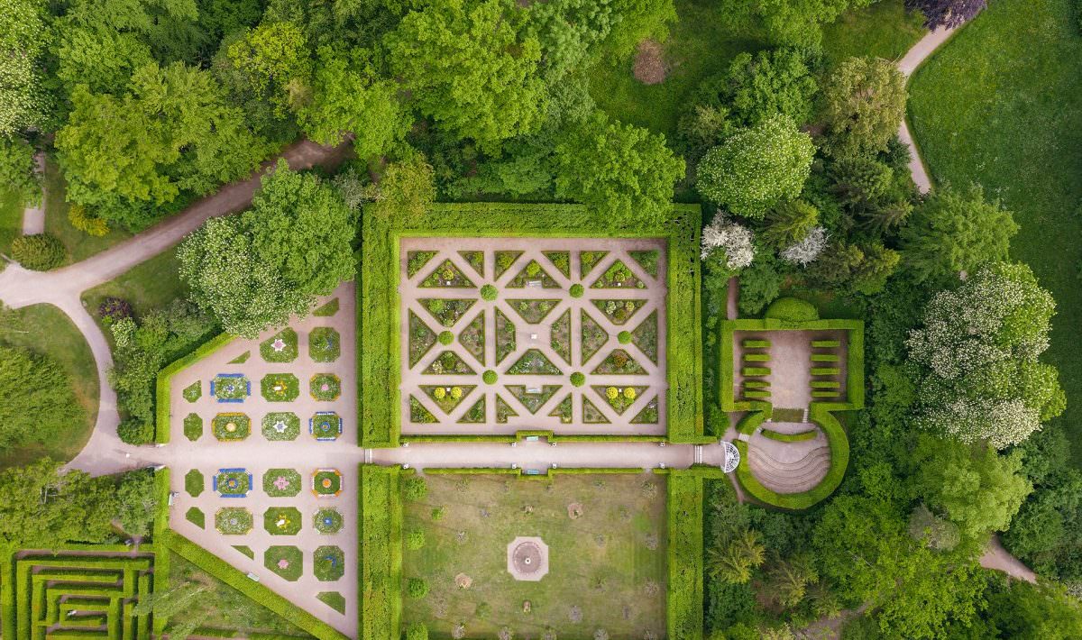 Schloss und Park Belvedere bei Weimar